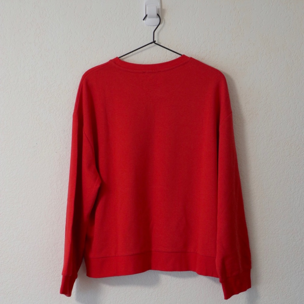 Red Graphic Top - Picture 4 of 6